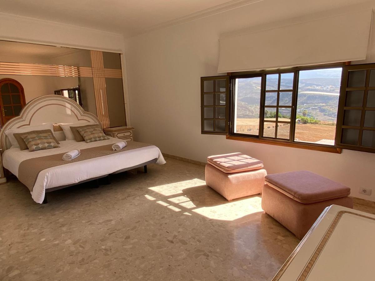 Villa Carolina With Private Pool Salobre  Bagian luar foto