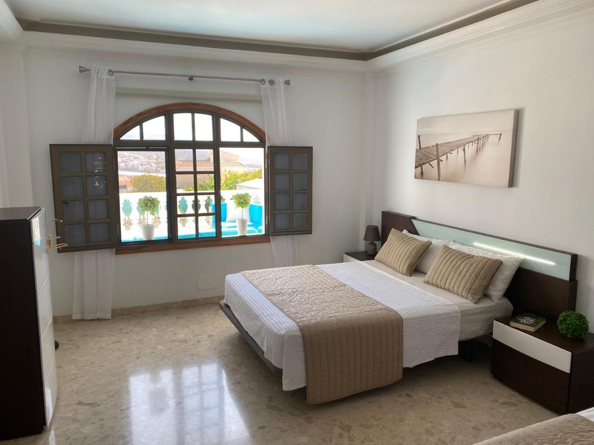 Villa Carolina With Private Pool Salobre  Bagian luar foto