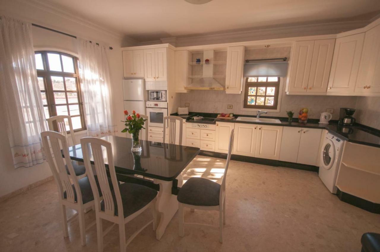 Villa Carolina With Private Pool Salobre  Bagian luar foto
